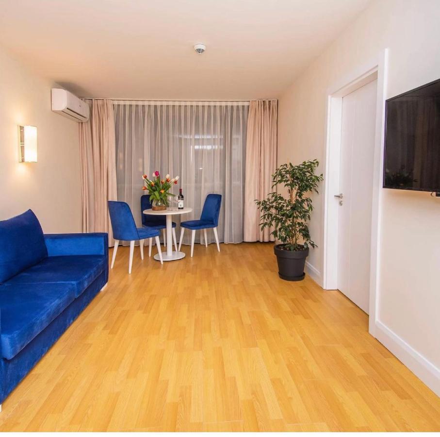 Orbi City Center Suite Batoumi Extérieur photo