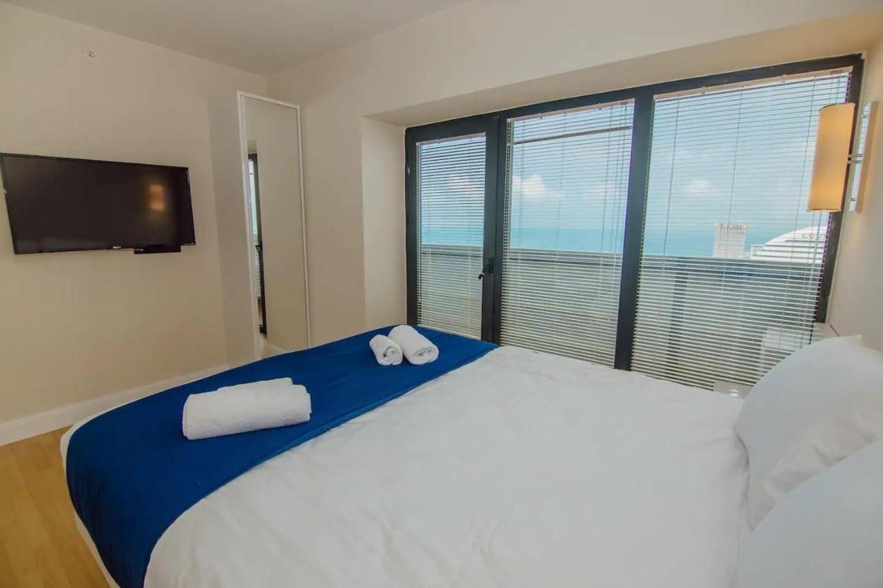 Orbi City Center Suite Batoumi Extérieur photo