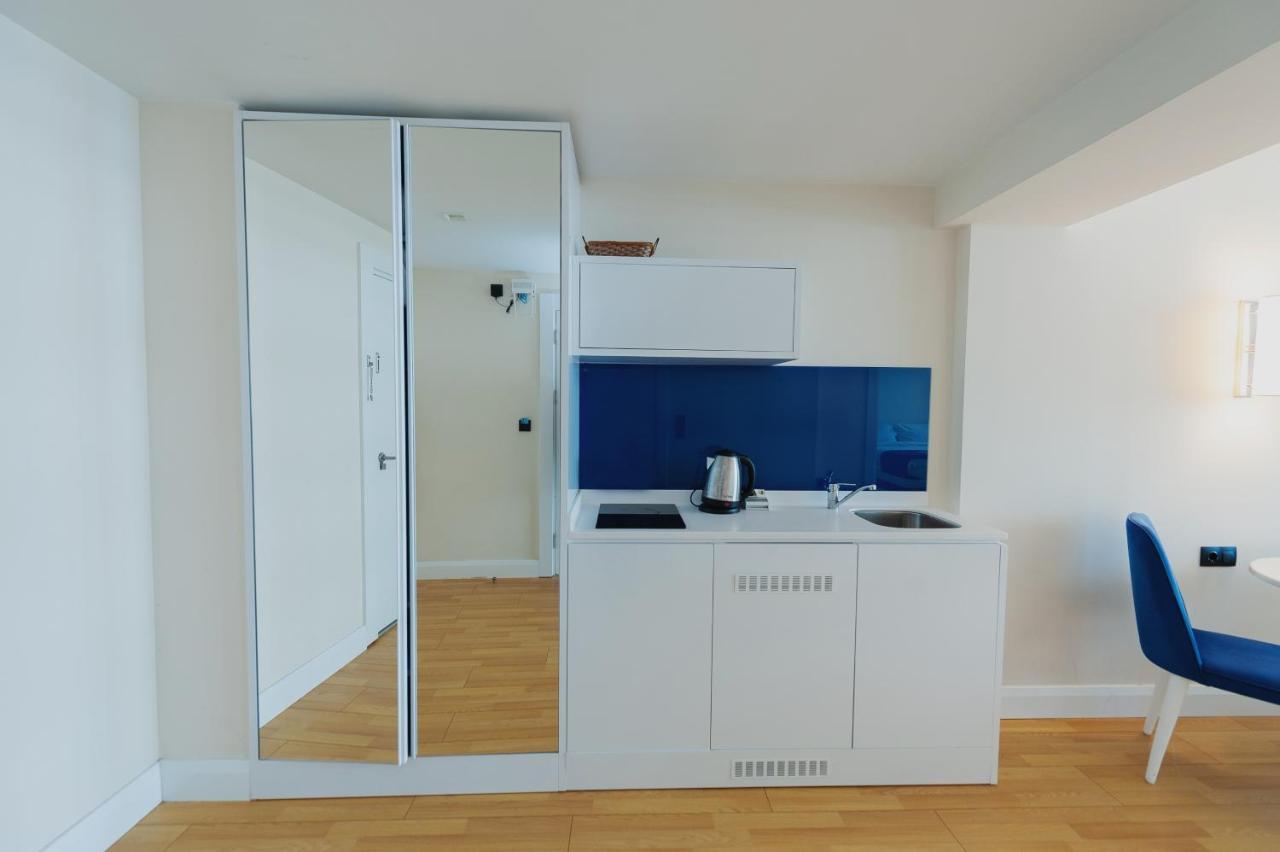 Orbi City Center Suite Batoumi Extérieur photo